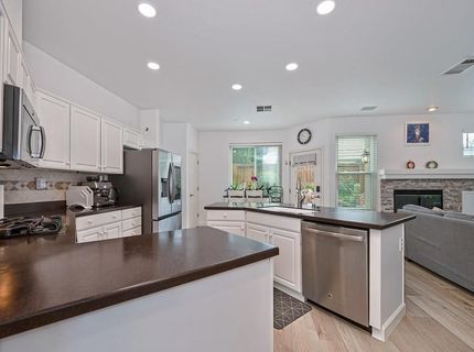549 Fifteen Mile Dr, Roseville, CA 95678 Photo