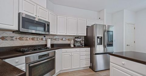 549 Fifteen Mile Dr, Roseville, CA 95678 Photo