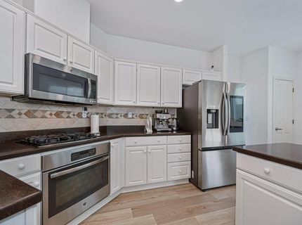 549 Fifteen Mile Dr, Roseville, CA 95678 Photo