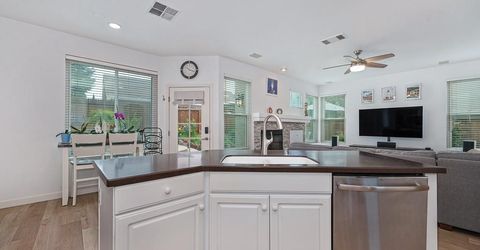 549 Fifteen Mile Dr, Roseville, CA 95678 Photo