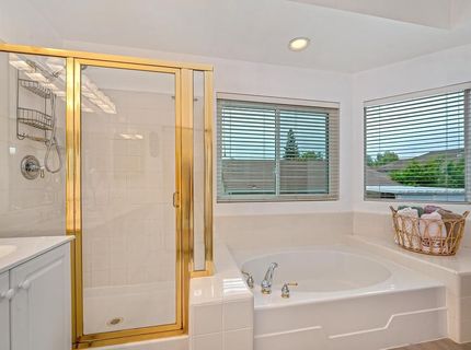549 Fifteen Mile Dr, Roseville, CA 95678 Photo