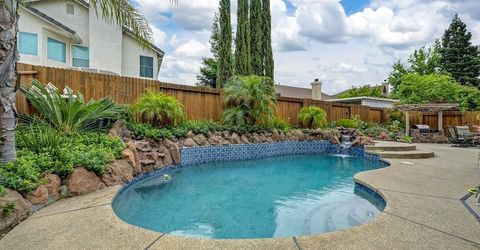 549 Fifteen Mile Dr, Roseville, CA 95678 Photo