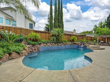 549 Fifteen Mile Dr, Roseville, CA 95678 Photo