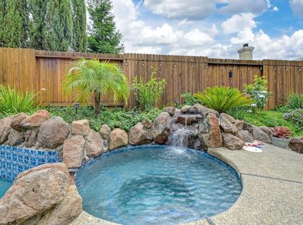 549 Fifteen Mile Dr, Roseville, CA 95678 Photo