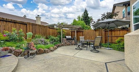 549 Fifteen Mile Dr, Roseville, CA 95678 Photo