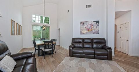 549 Fifteen Mile Dr, Roseville, CA 95678 Photo