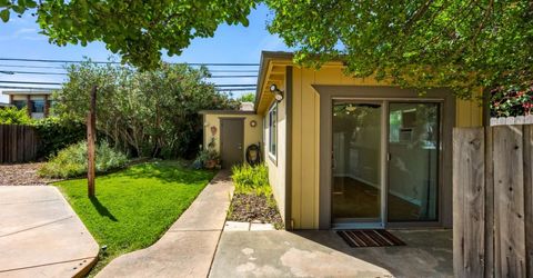 524 Sandburg Dr, Sacramento, CA 95819 Photo