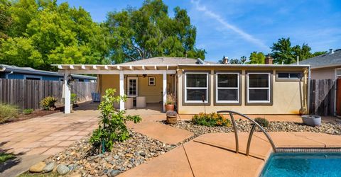 524 Sandburg Dr, Sacramento, CA 95819 Photo