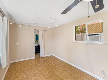 524 Sandburg Dr, Sacramento, CA 95819 Photo