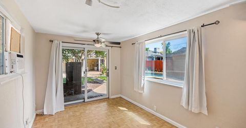 524 Sandburg Dr, Sacramento, CA 95819 Photo