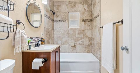 524 Sandburg Dr, Sacramento, CA 95819 Photo