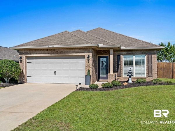 4268 Birkdale Street, Gulf Shores, AL 36542