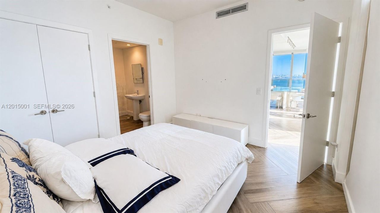 2900 NE 7th Ave , Unit 3207, Miami, FL 33137 Photo