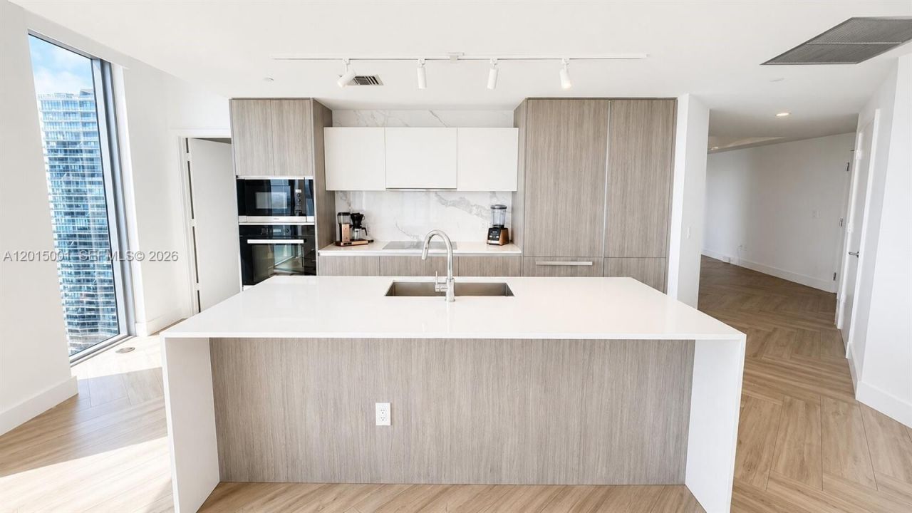 2900 NE 7th Ave , Unit 3207, Miami, FL 33137 Photo