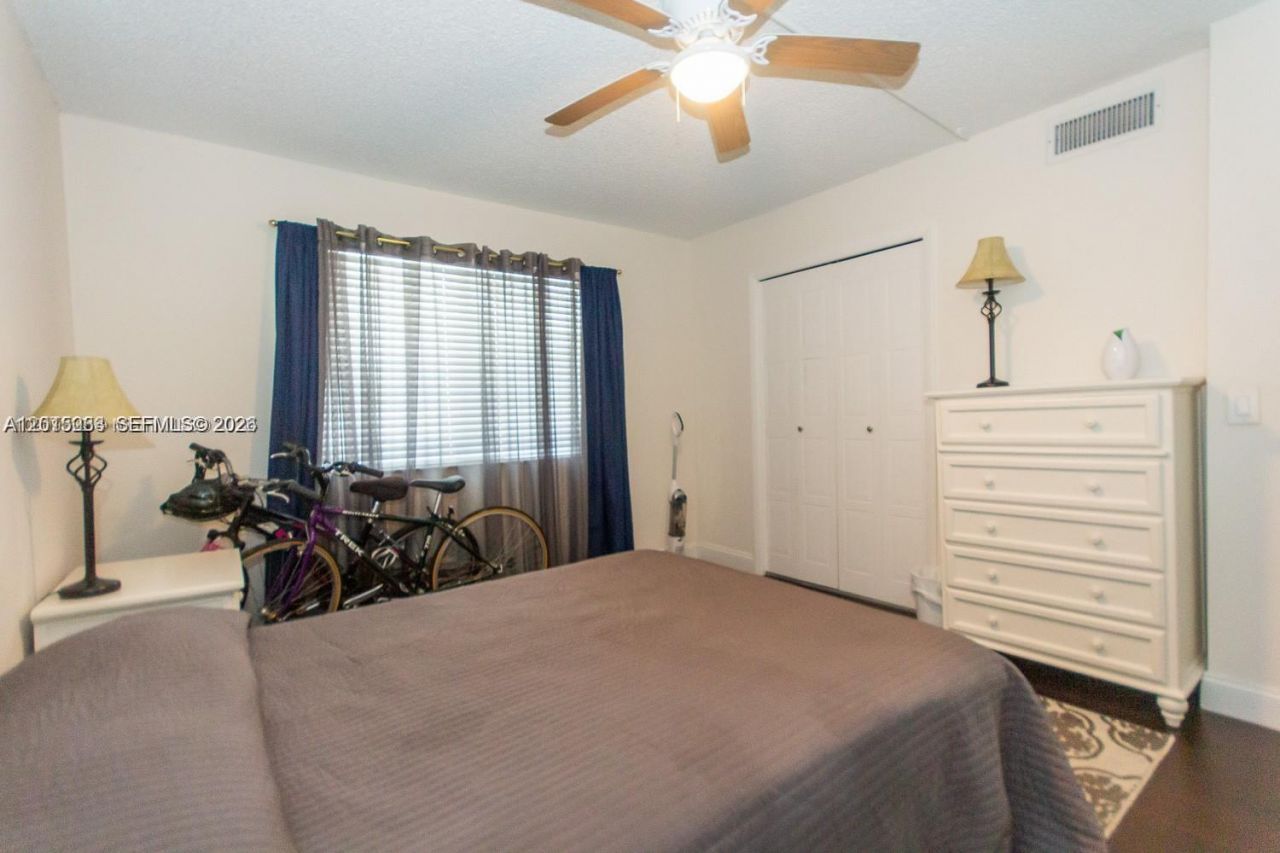 16561 Blatt Blvd , Unit 201, Weston, FL 33326 Photo