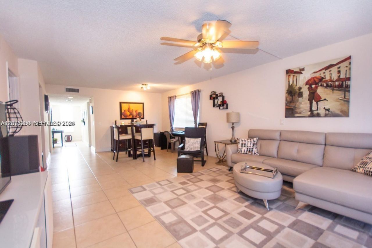 16561 Blatt Blvd , Unit 201, Weston, FL 33326 Photo
