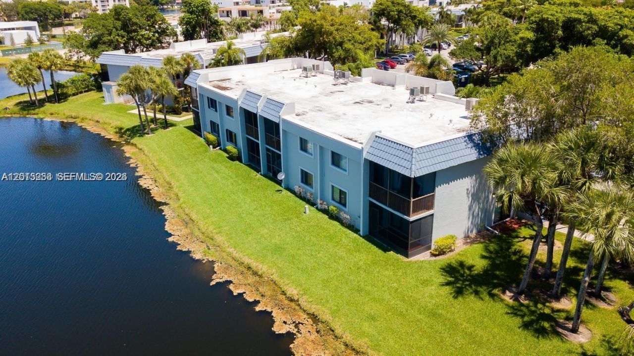 16561 Blatt Blvd , Unit 201, Weston, FL 33326 Photo