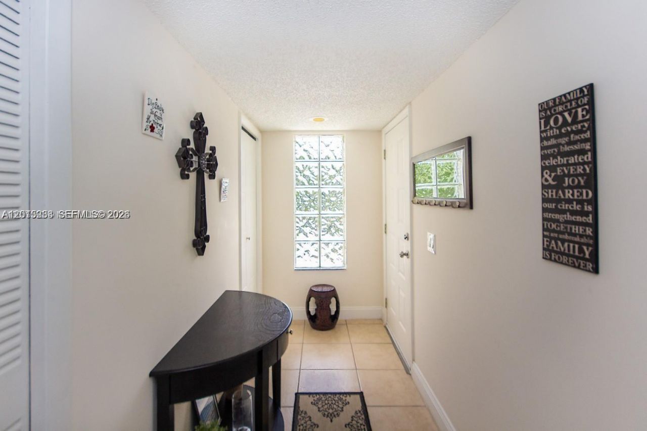 16561 Blatt Blvd , Unit 201, Weston, FL 33326 Photo