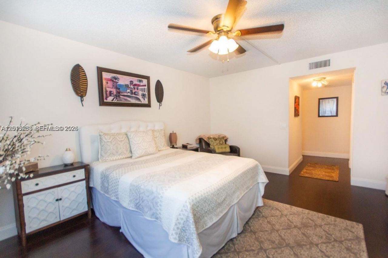 16561 Blatt Blvd , Unit 201, Weston, FL 33326 Photo