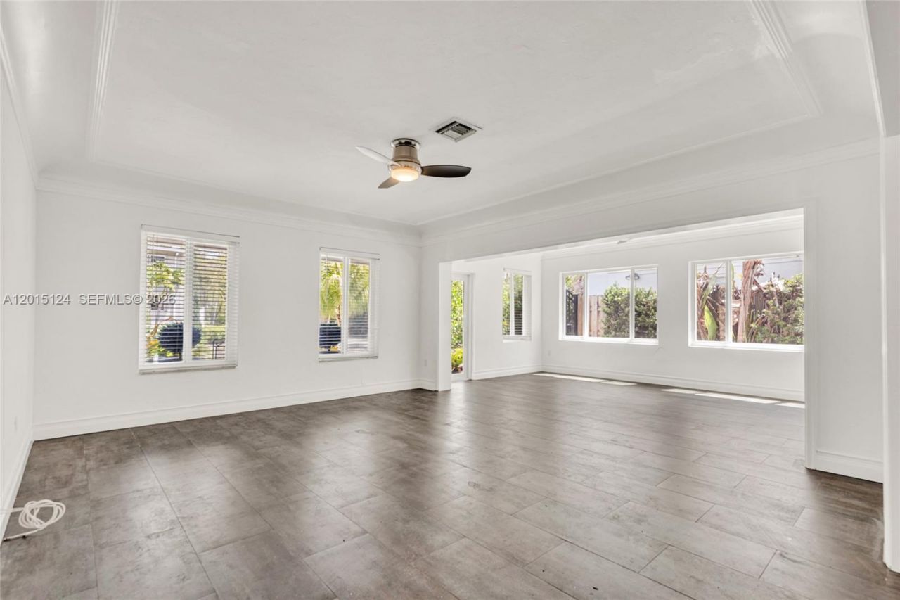 634 NE 72nd Ter, Miami, FL 33138 Photo