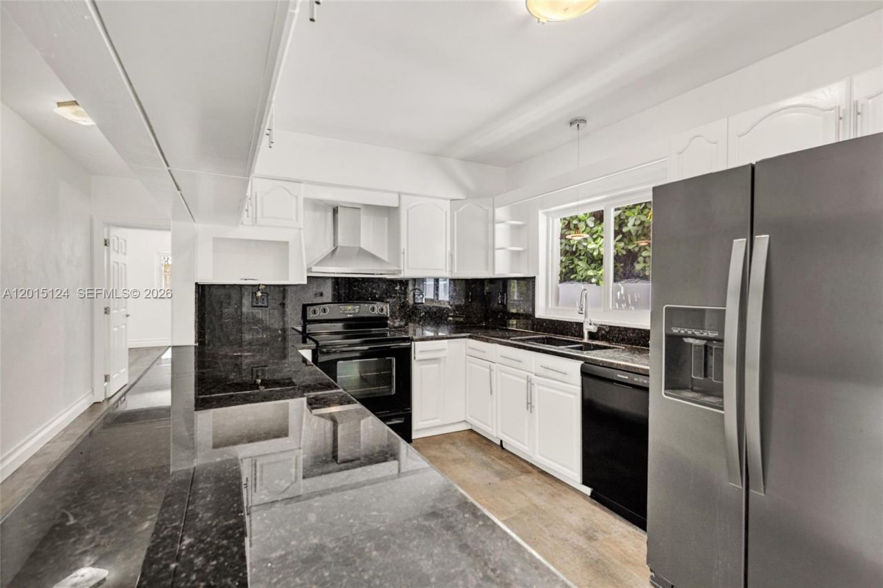 634 NE 72nd Ter, Miami, FL 33138 Photo