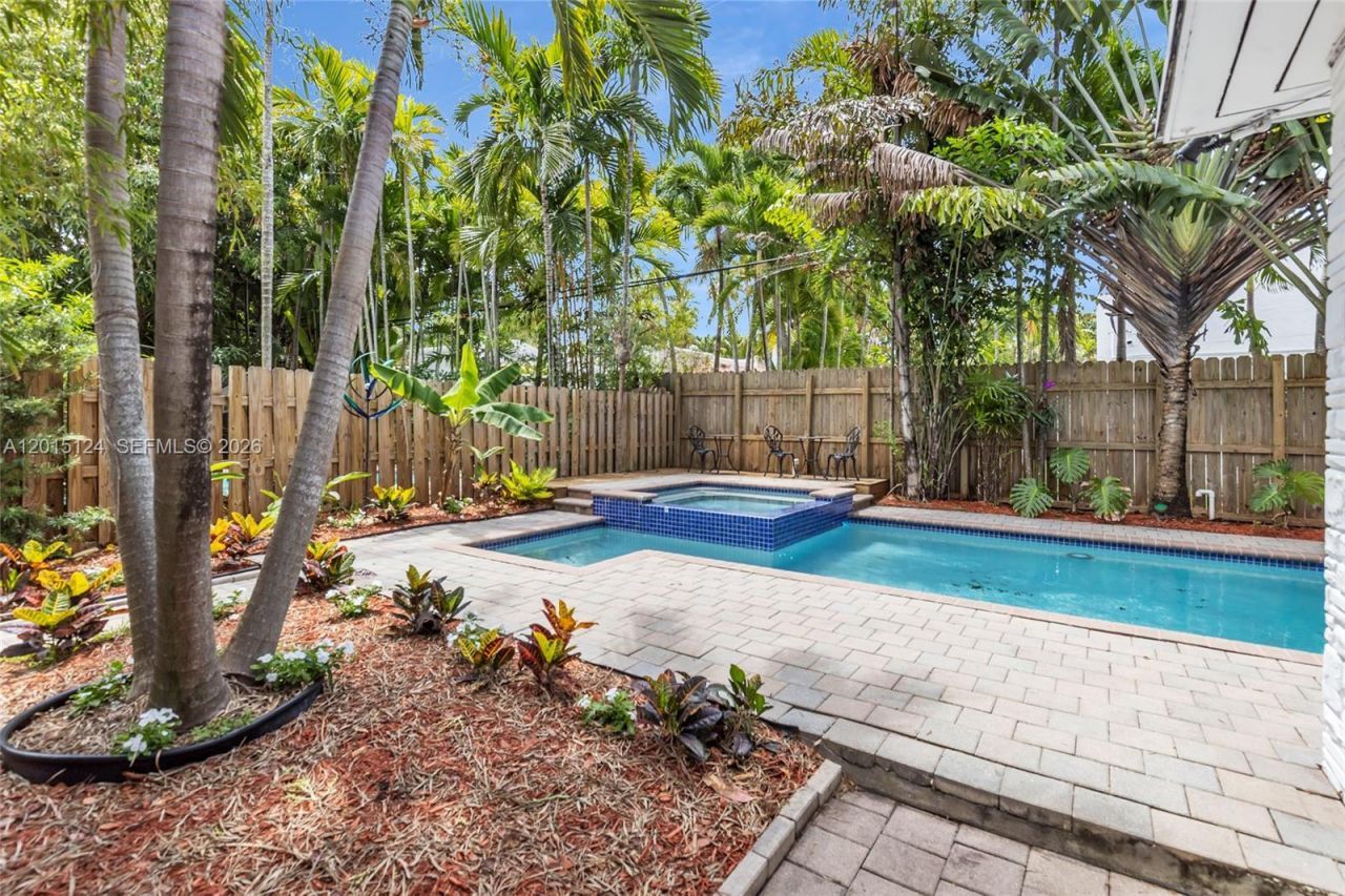 634 NE 72nd Ter, Miami, FL 33138 Photo