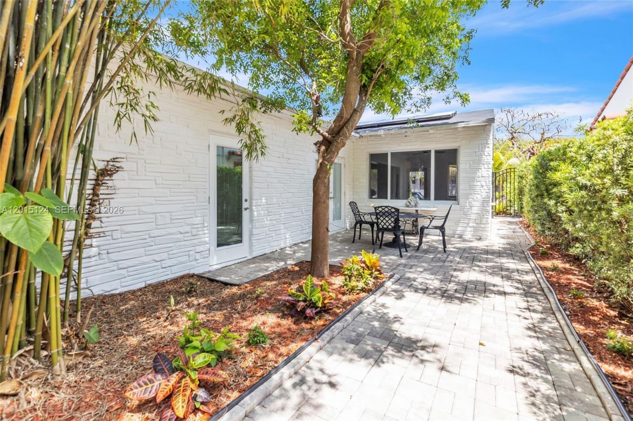 634 NE 72nd Ter, Miami, FL 33138 Photo