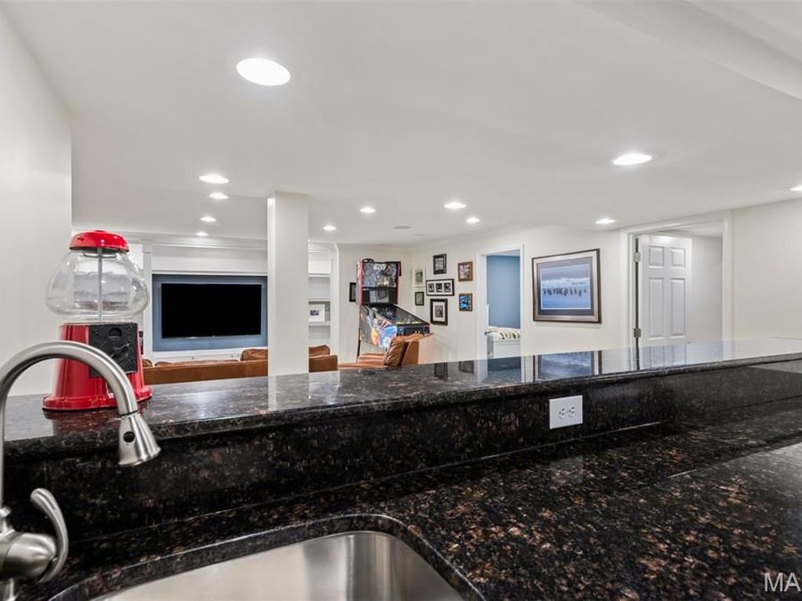 Property Image 79