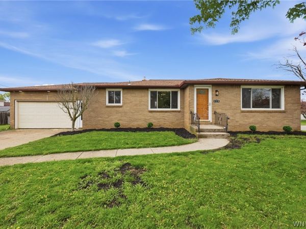 215 Steven Drive, Buffalo, NY 14227