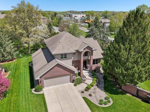 5476 Walden Bay Drive, Waunakee, WI 53597