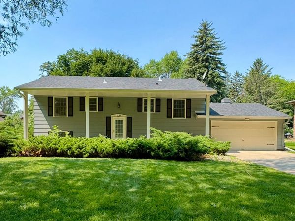 1231 N Kline Street, Aberdeen, SD 57401
