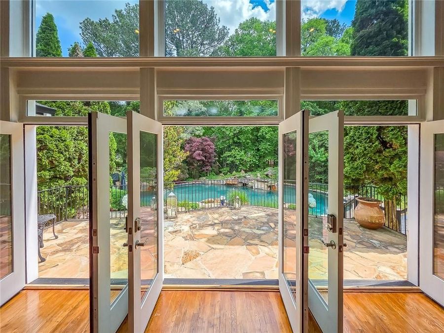 Property Image 11
