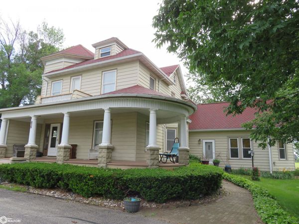 300 NE 6th Street, Pocahontas, IA 50574