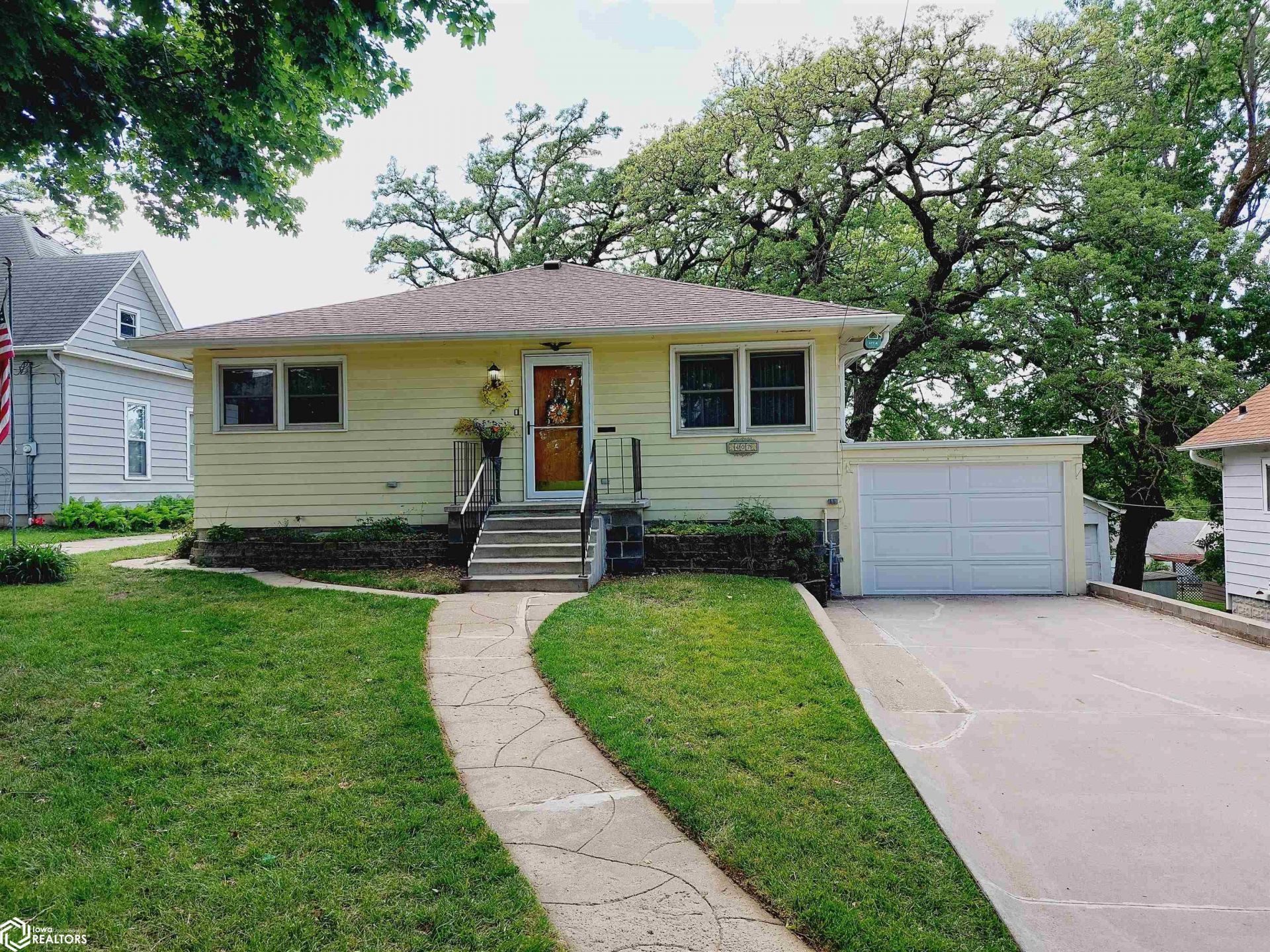 407 S 6th Street, Red Oak, IA 51566 Main Photo