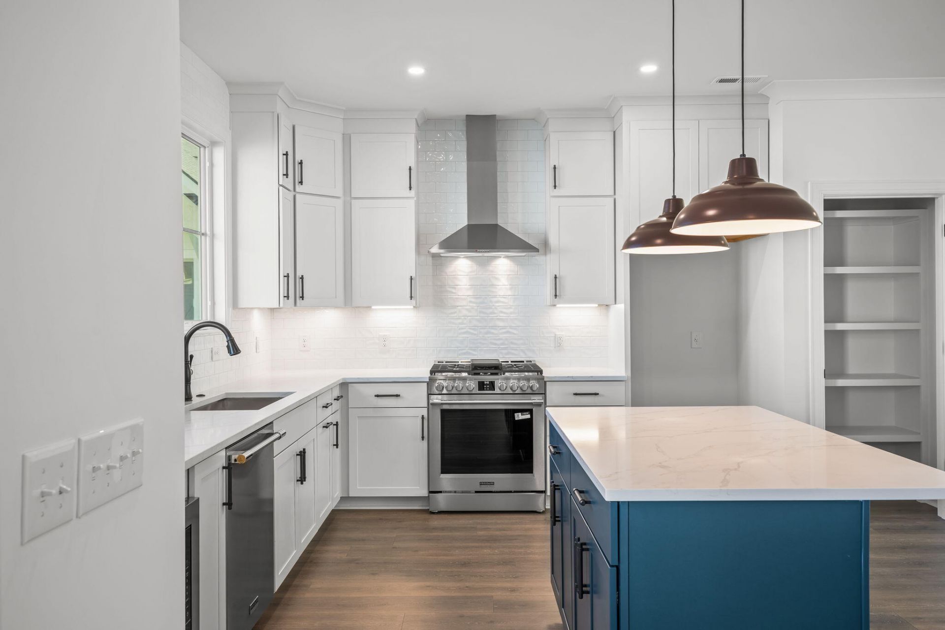 309 Livewell Court Photo 10