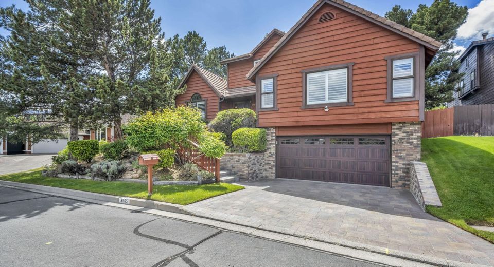 2565 Bryce Canyon Lane, Reno, NV 89509 Photo