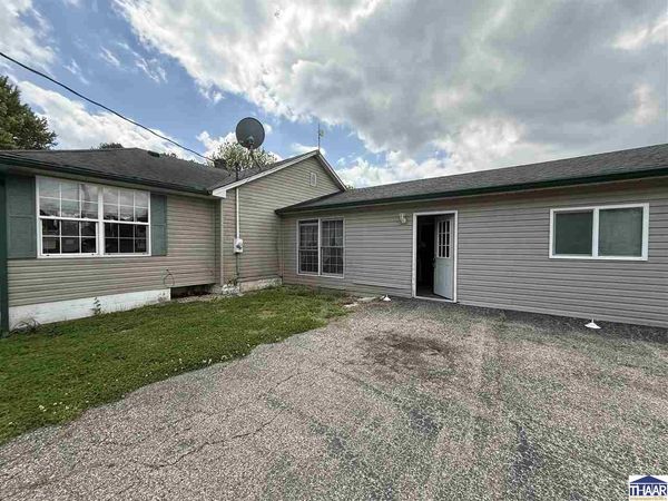 4979 S Robinson Place, Terre Haute, IN 47885