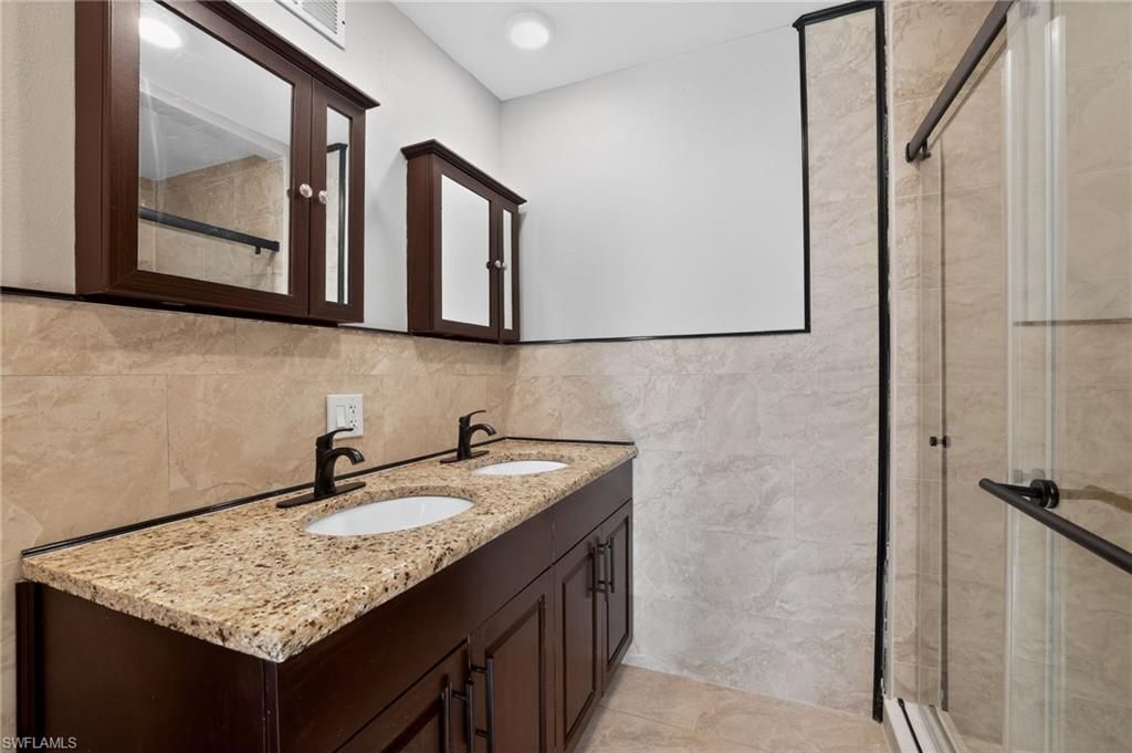 1081 55th Ter S, Saint Petersburg, FL 33705 Photo