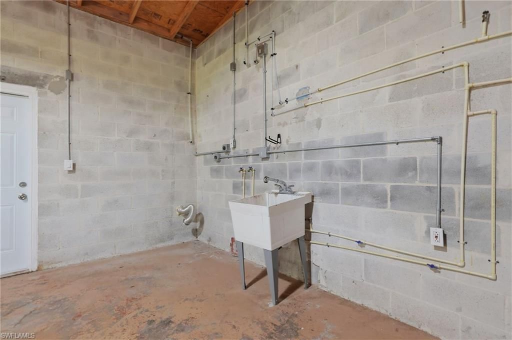 1081 55th Ter S, Saint Petersburg, FL 33705 Photo