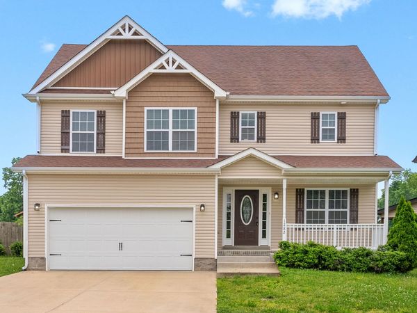 1282 Eagles View Drive , Clarksville, TN 37040