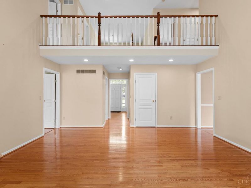 9829 Orchard Club Drive, Montgomery, OH 45242 Photo 11