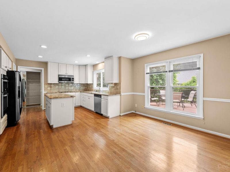 9829 Orchard Club Drive, Montgomery, OH 45242 Photo 18
