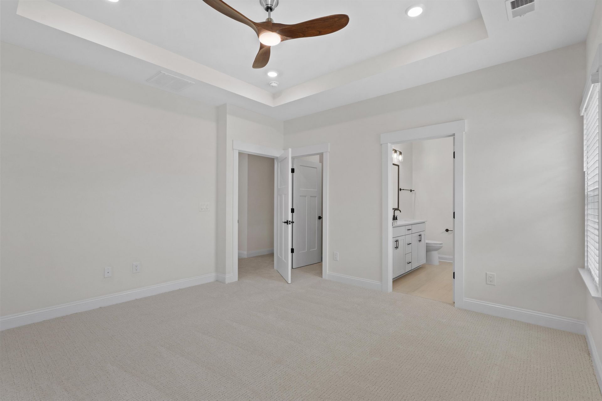8574 Balmy Breeze Pl. Photo 23