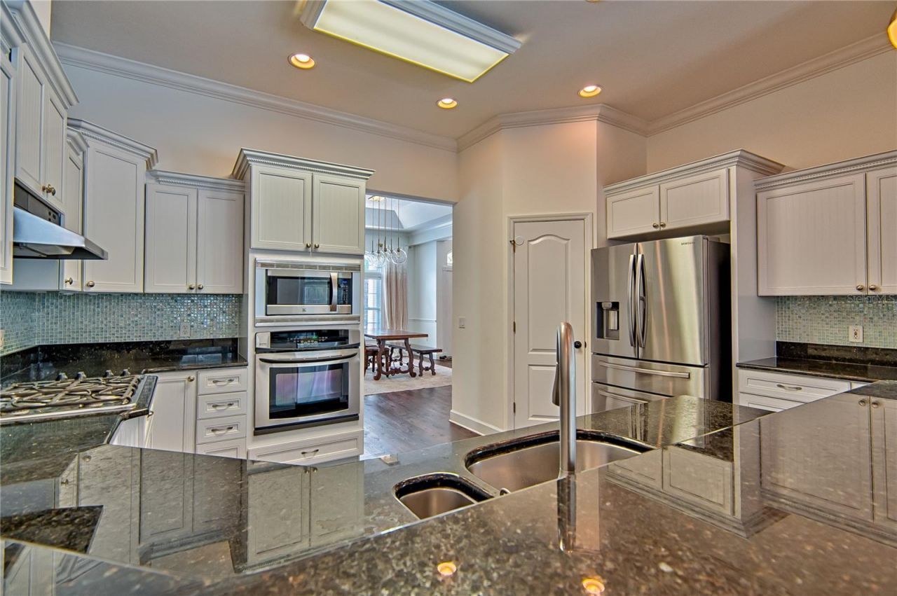 9244 SW 31st Place, Gainesville, FL 32608 Photo