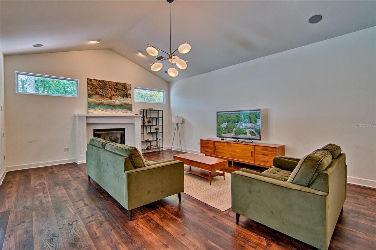 9244 SW 31st Place, Gainesville, FL 32608 Photo