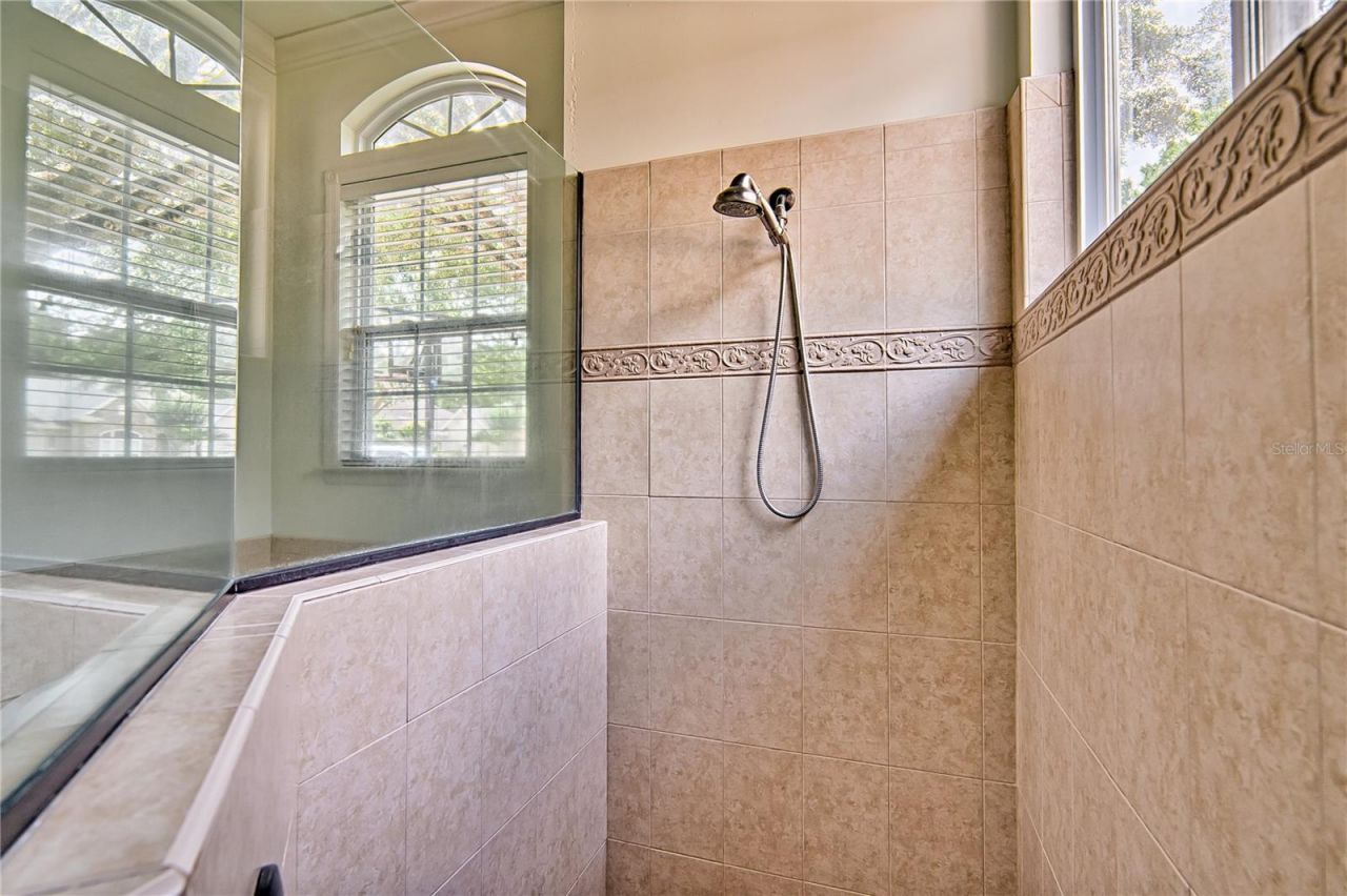 9244 SW 31st Place, Gainesville, FL 32608 Photo