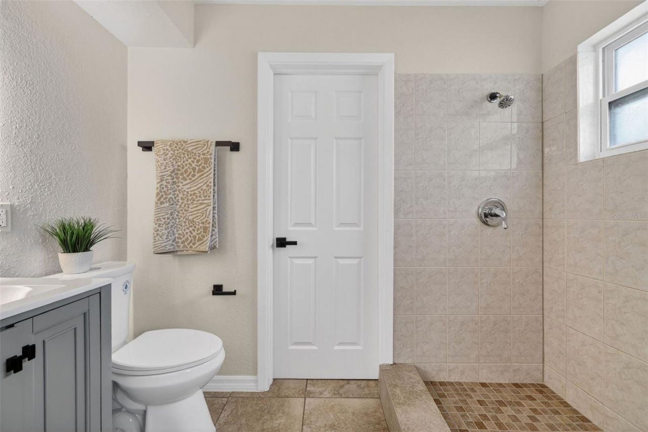 6801 17th Street S, Saint Petersburg, FL 33712 Photo