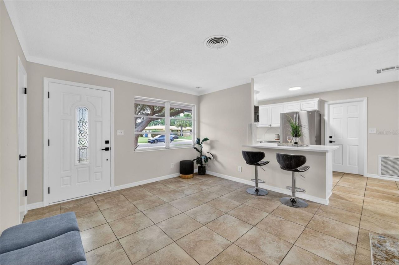 6801 17th Street S, Saint Petersburg, FL 33712 Photo
