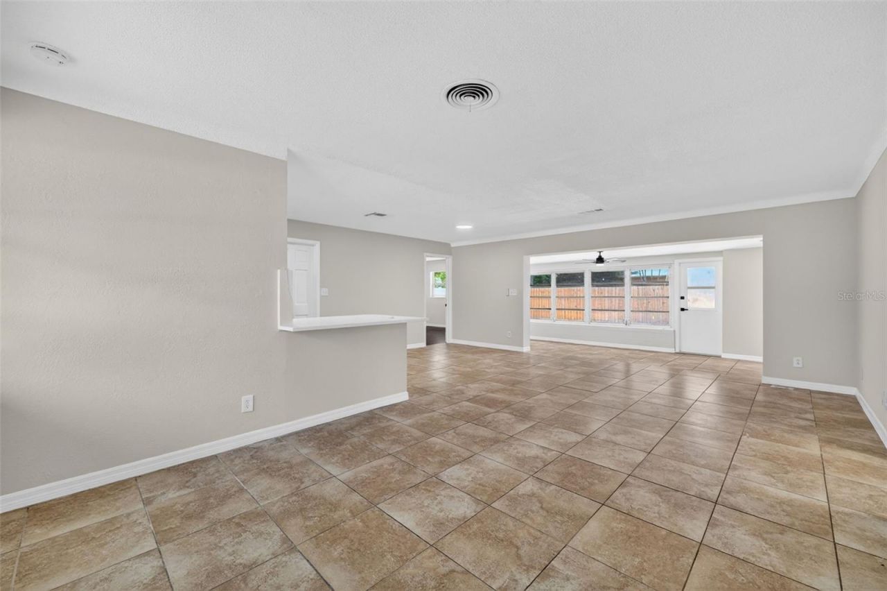 6801 17th Street S, Saint Petersburg, FL 33712 Photo