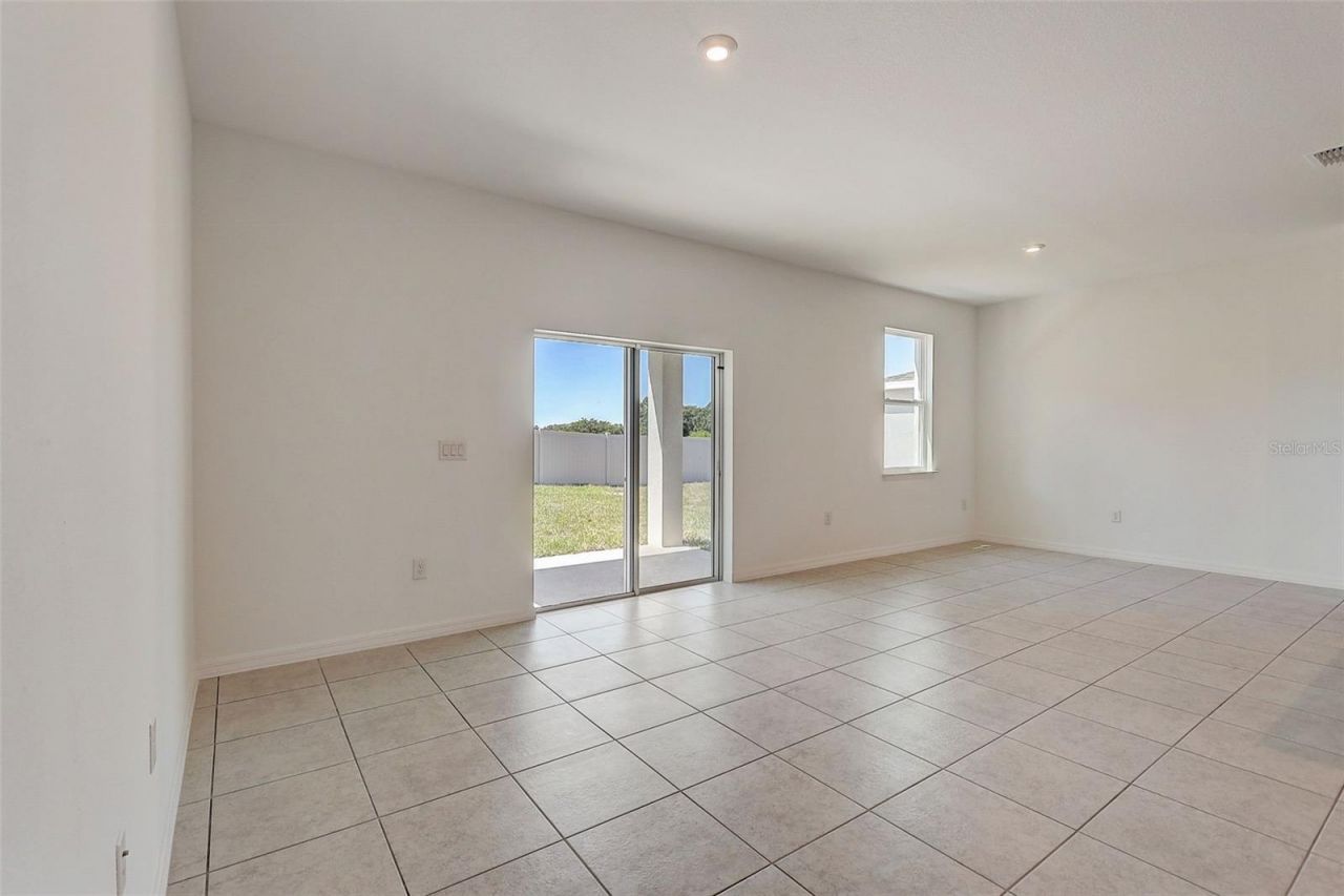 9221 Harris Hawk Drive , Leesburg, FL 34788 Photo